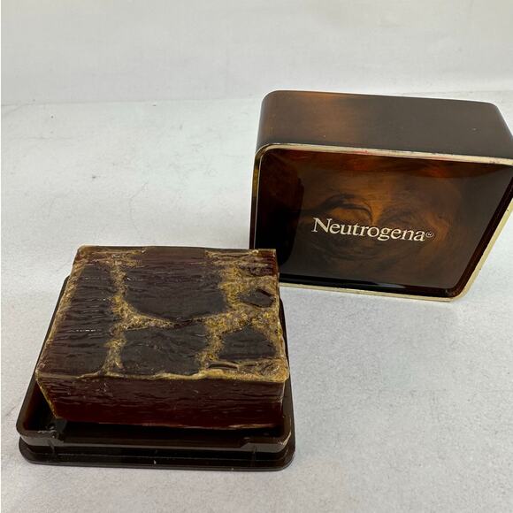 Neutrogena Travel size glycerin soap and travel case Vintage - Picture 6 of 11